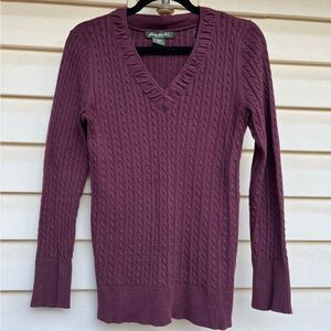 Eddie Bauer maroon knitted v-neck, long-sleeved sweater, great condition, Med